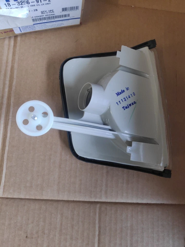 Luz indicadora delantera Mercedes 190 W201 1988-1993 transparente pasajero lado izquierdo Foto 4 de 4