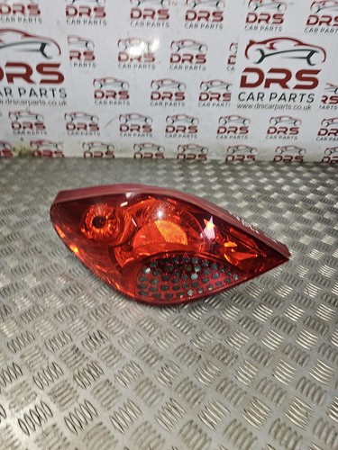 PEUGEOT 207cc CONVERTIBLE REAR LIGHT + BULB HOLDER PASSENGER NSR (2006 - 2009) - Picture 5 of 12