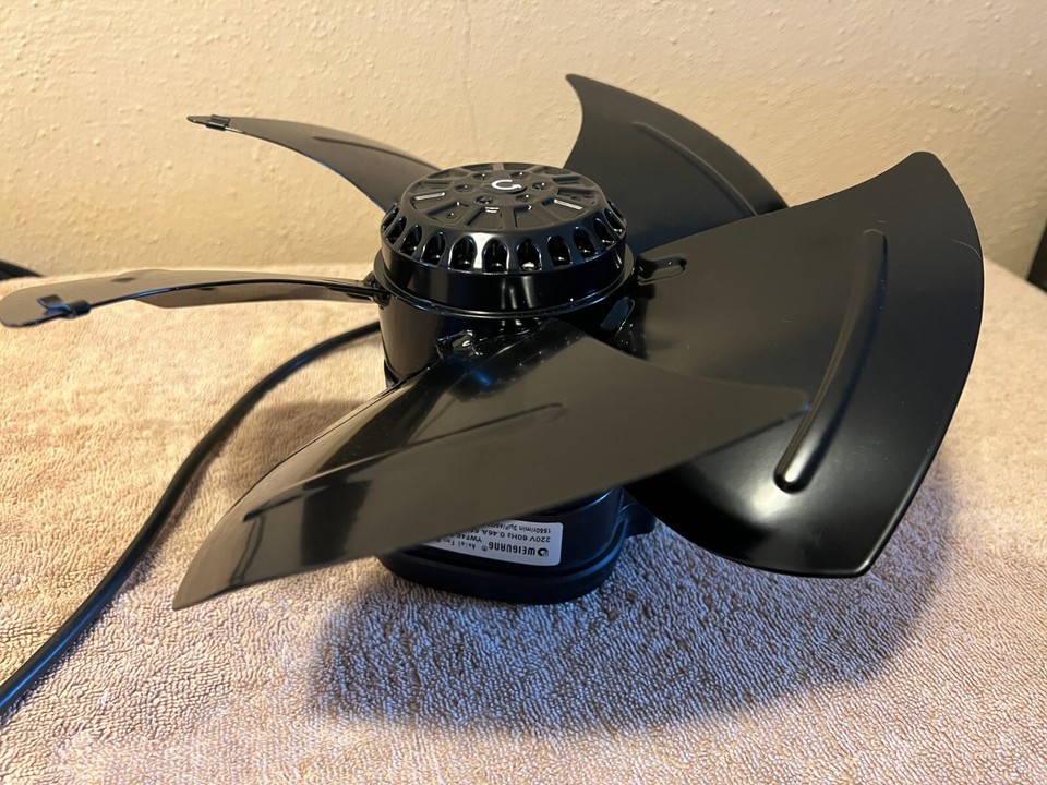 NEW Emerson/Weiguang YWF4E300S92/35G Axial Condenser Fan Motor 110V