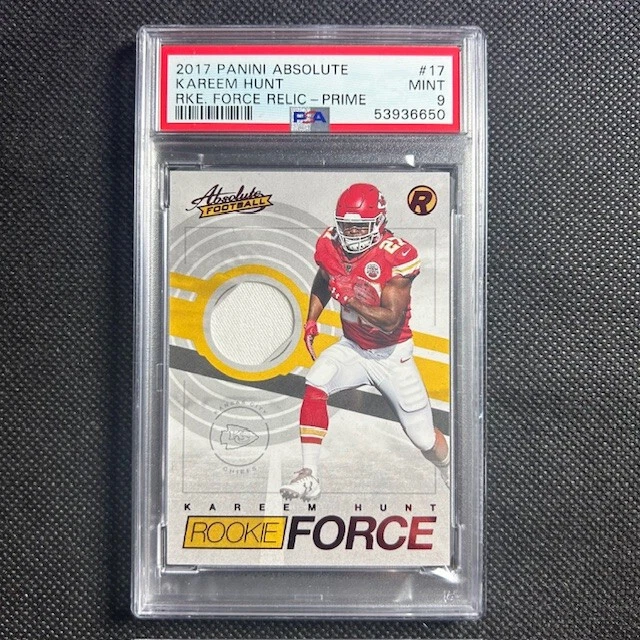 Kareem Hunt Panini Absolute Rookie Force Relic #17 Prime