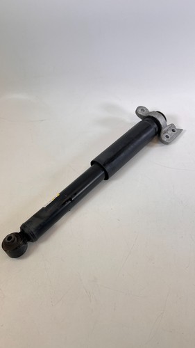 2019-2023 Cadillac XT4 AWD Rear Suspension Shock Strut Absorber OEM - Foto 2 di 5