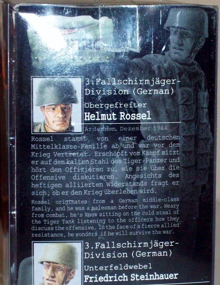 1/16 TORRO figurine Obergefreiter HELMUT ROSSEL+STG 44 3.FallschirmjägerDivision - Immagine 3 di 4