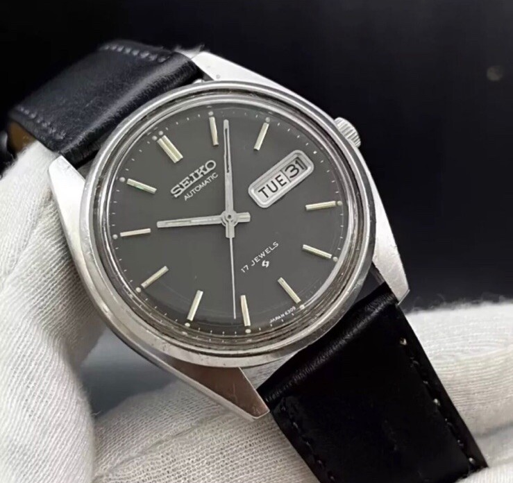 Rare Vintage Seiko 5 Automatic Dress Formal Japan Made Men's Watch