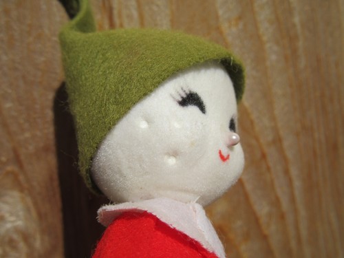 Rare Vintage Snowbaby Flocked Felt Mushroom Made In Japan Christmas Ornament - Picture 2 of 5