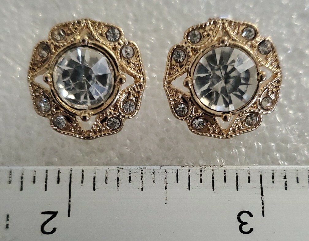 Picture 1 of 3