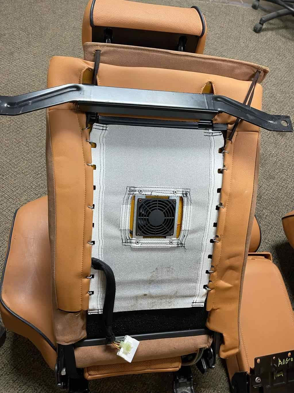 07 MASERATI QUATTROPORT Rear Seat
