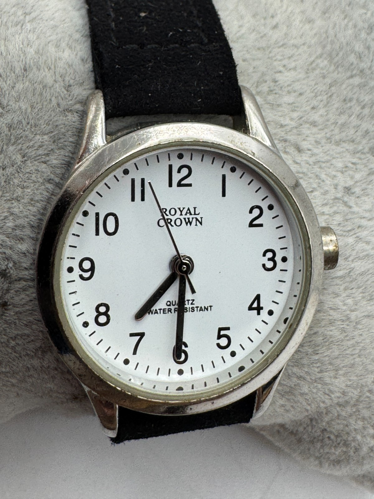 Ladies Royal Crown Silver Tone Quartz Watch New Battery