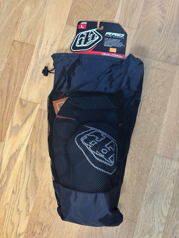 Troy Lee Designs Raid Knee Guard for MTB Large