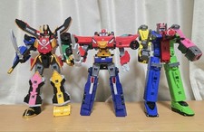 Power Rangers DX Robo Universe GokaiOh EngineOh ToQOh Megazord Set BANDAI