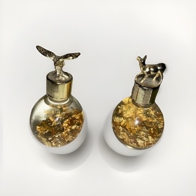 Beautiful Eagle And Ram 24 Carat Gold Flakes 