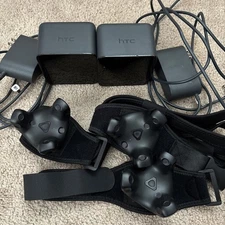 (x2) 1.0 HTC Vive Base Stations & (x3) 3.0 HTC Vive Trackers (BUNDLE) 