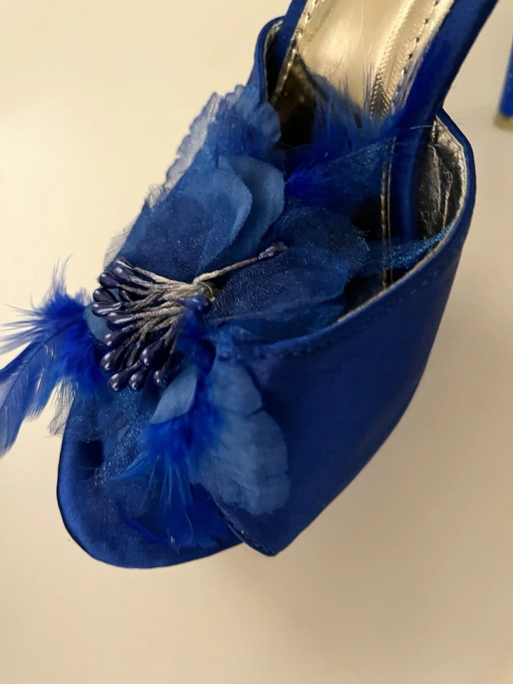 Tacones de aguja - Tacón alto Mule’s, tacones de 5”, pedrería azul real y plumas talla 37 Foto 3 de 4