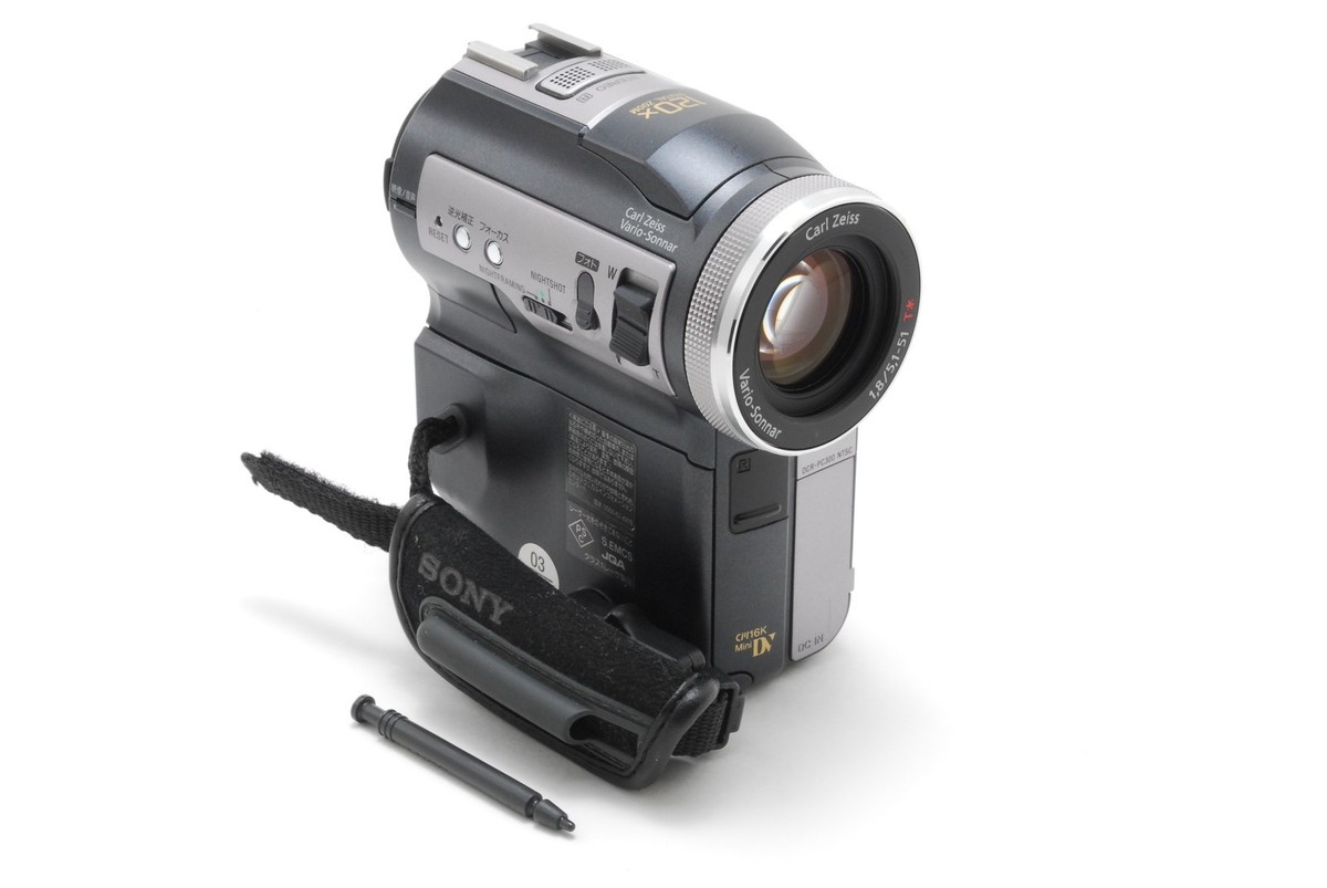 Near MINT】Sony DCR-PC300 MiniDV Handycam Camcorder 3CCD Carl
