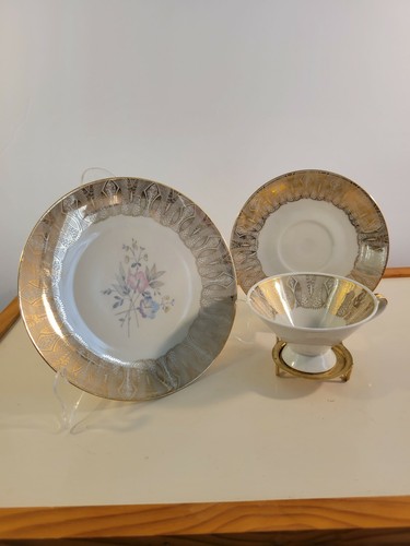 3 Pc Porcelain Tea Cup Saucer & Plate Set Floral Gold Gilt Accents & Trim - Picture 11 of 12