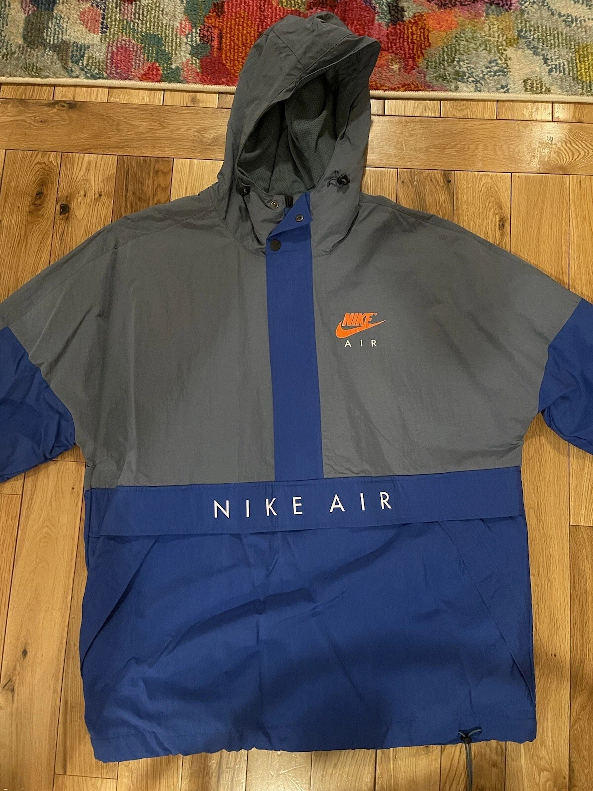 nike windbreaker