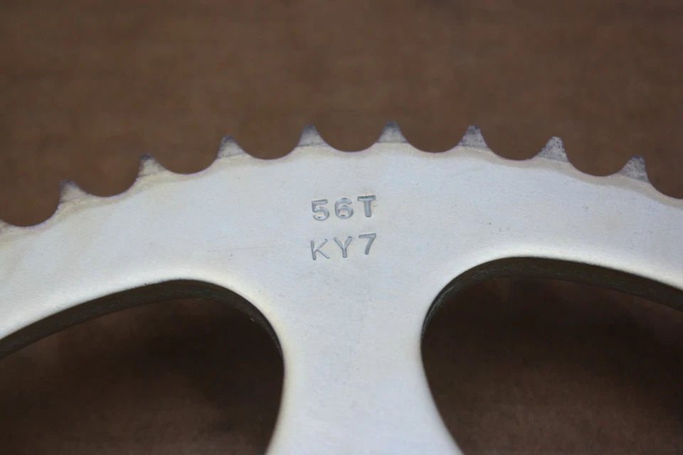 HONDA NX125 1988 1989 1990 PIÑÓN TRASERO ACERO 428 56T SUNSTAR HECHO EN JAPÓN Foto 3 de 4
