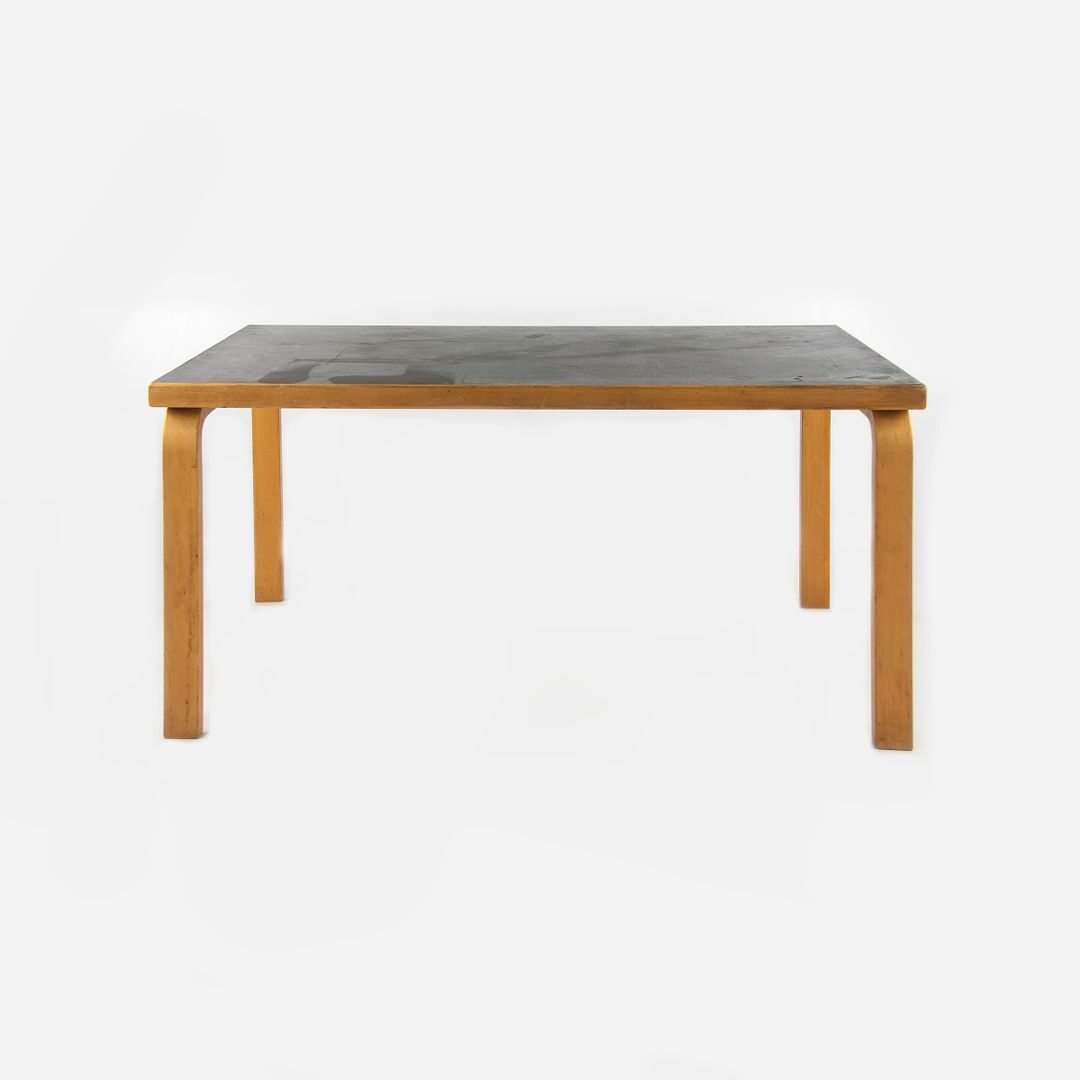 artek／Furniture Catalog 1990 Aalto Children's Table 90A – Artek Online store