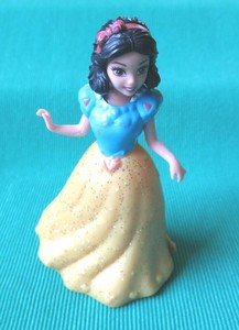 snow white magiclip doll