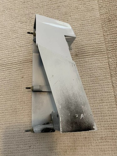 RIGHT REAR QUARTER PANEL TAILLIGHT FENDER SPACER EXTENSION FILLER PASSENGER SIDE - Picture 6 of 12