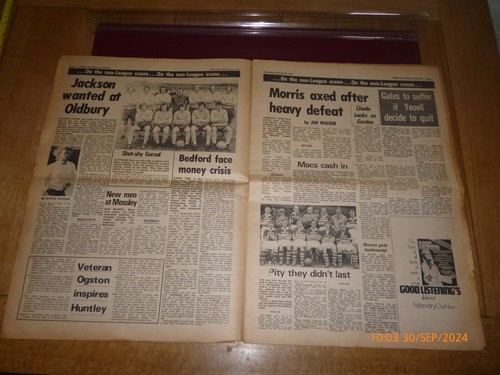 INSIDE FOOTBALL & STRIKER FEB 24 1973 HAMPDEN SCOTLAND v ENGLAND *FOLDED & TATTY - Picture 4 of 12