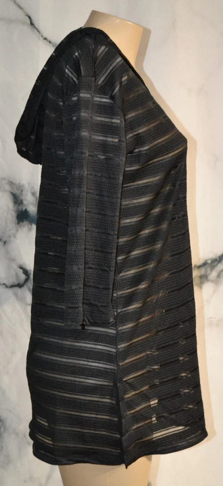 Vestido de natación APT 9 negro de malla a rayas con capucha mangas medianas de 3/4 elásticas en el trasero Foto 4 de 4