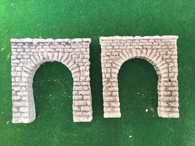 2x Spur N Tunnelportale Rohsteinstil - eingleisige Portale (RBC34)