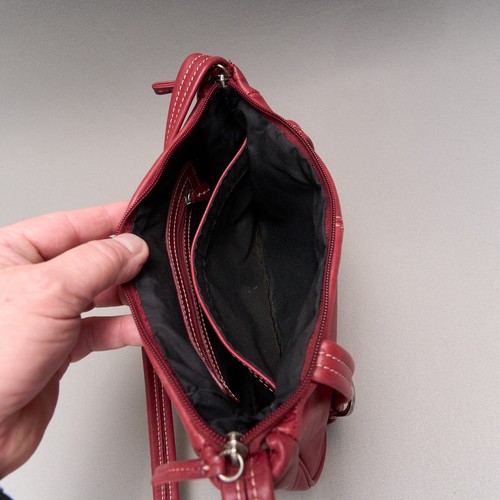 Tignanello Crossbody Bag Red Leather Pockets Adjustable Strap Purse 10 x 7 ins - Bild 10 von 15