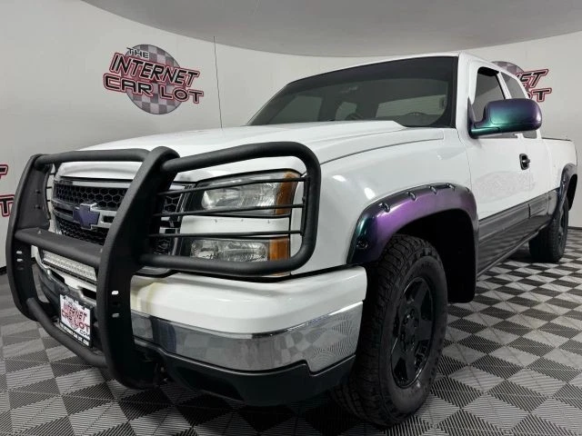2006 Chevrolet Silverado 1500 LT пикап 4D 8 футов - Изображение 3 из 4