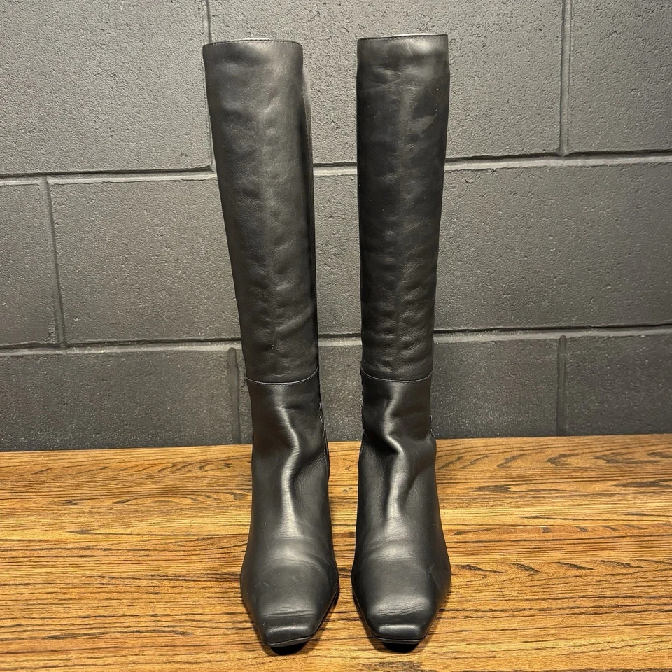 Botas hasta la rodilla Liz Claiborne Brush de cuero negro bruja punta cuadrada para mujer 7’ Foto 3 de 4