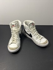 Nike Blazer Mid 77 Vintage White Black DA4086-100 - Size 4Y