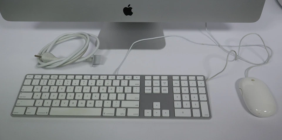 Apple iMac 27-inch Retina 5K i5 Quad Core 1TB HDD 32GB RAM Monterey 2015 M380 - Image 3 of 4