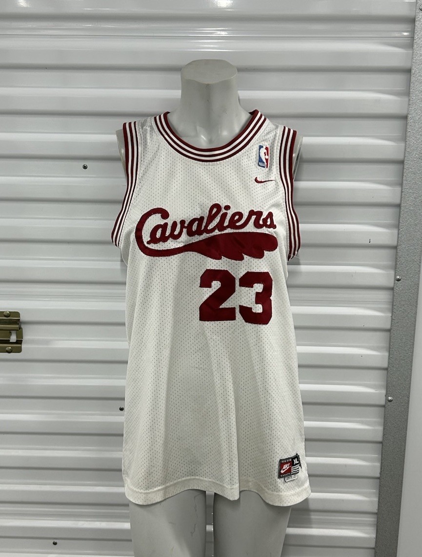 Nike LeBron James 72 Rewind Cleveland Cavaliers Jersey thumbnail 3