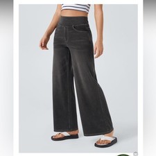 NWT Halara Flex Wide Leg Jeans Size Medium Petite