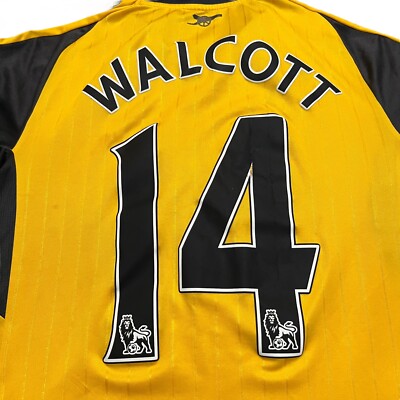 Arsenal 2016 - 2017 Away football Puma shirt #14 Walcott