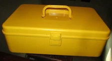 VTG WILSON Wil-Hold Plastic Yellow Sewing Thread Storage Box Removable Tray