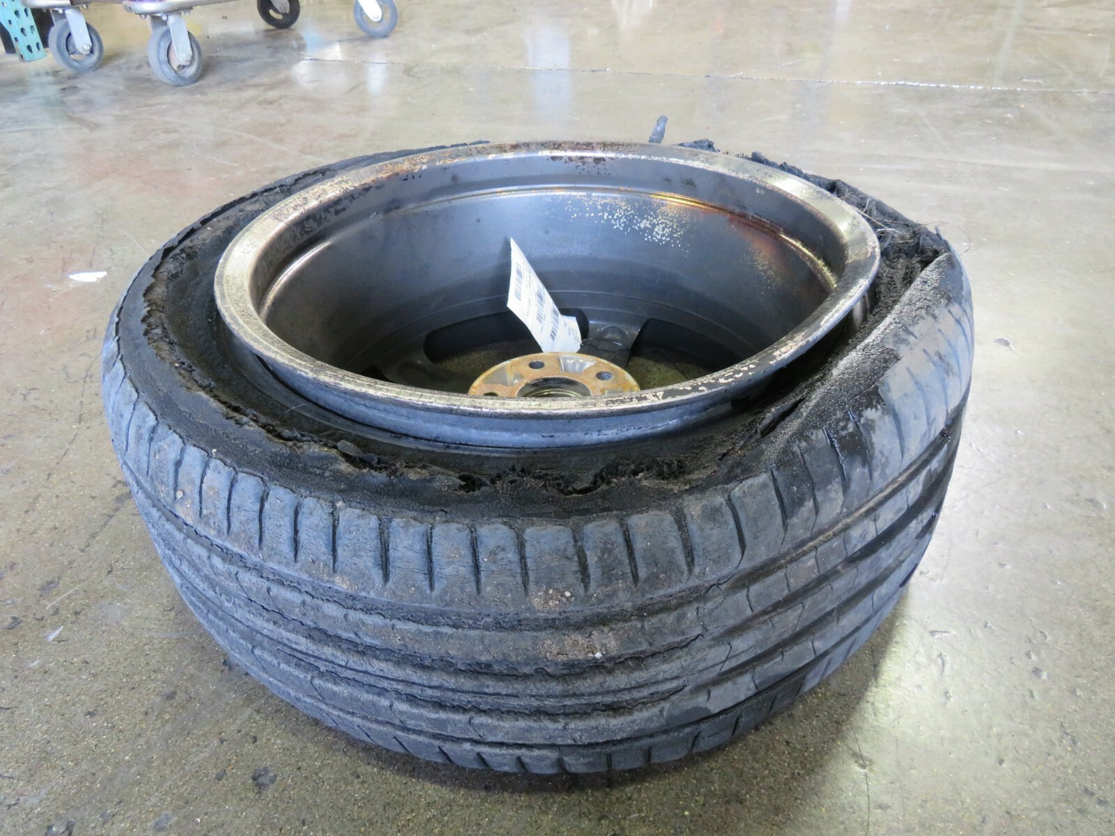 Ferrari 612 Scaglietti, Front Wheel, Used, Fire Damage / Bent, P/N 194186