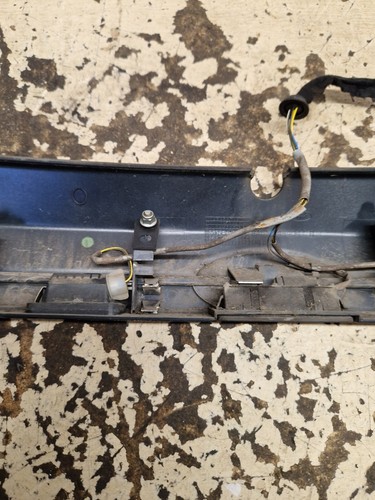 FORD FIESTA MK7 2009 - 2017 ASSETTO PORTELLONE INFERIORE NERO - Foto 13 di 21