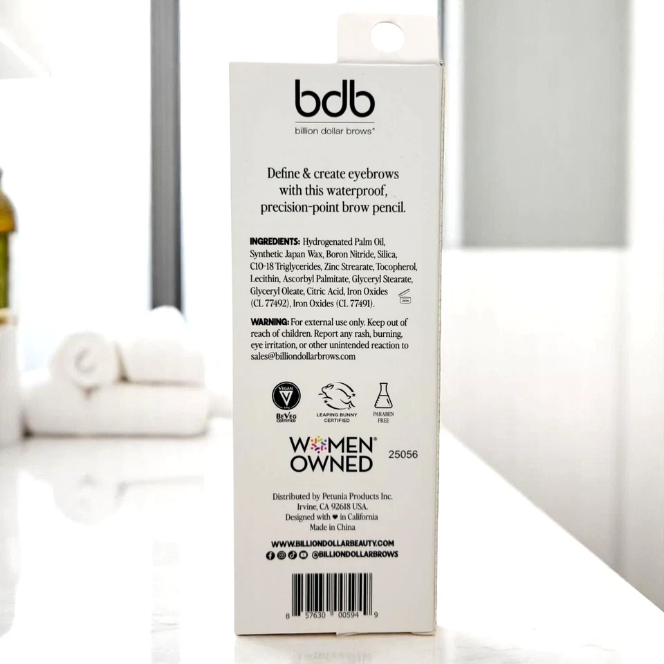Lápiz de cejas universal bdb Billion Dollar Brows (paquete de 2)  Foto 2 de 2