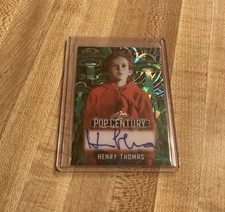 2025 LEAF POP CENTURY HENRY THOMAS SCI-FI SIGNATURES 1/1 AUTOGRAPH E.T. ACTOR