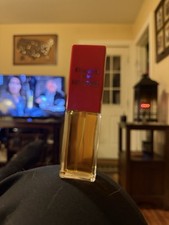 Elizabeth Arden Red Door Eau De Parfum Spray Naturel .33 Fl. Oz. / 10ml