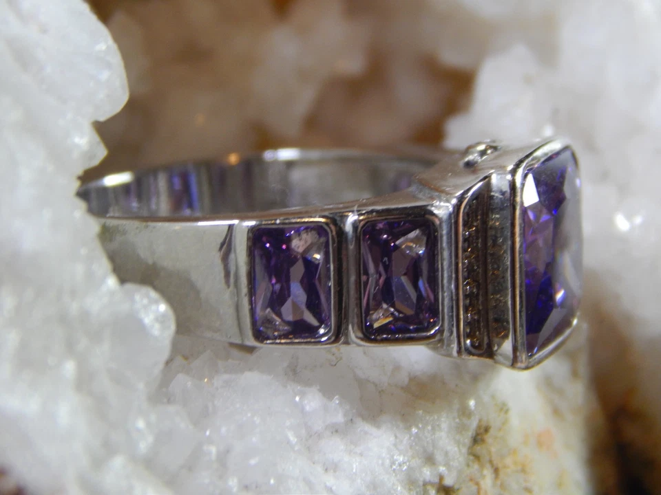 Anillo de oro blanco relleno de oro de 18k para hombre o dama, talla 11 Reino Unido con 9,8 gramos Foto 2 de 4