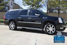 2013 Escalade ESV LUXURY AWD NAV BK/CAM S/ROOF FRESH TRADE