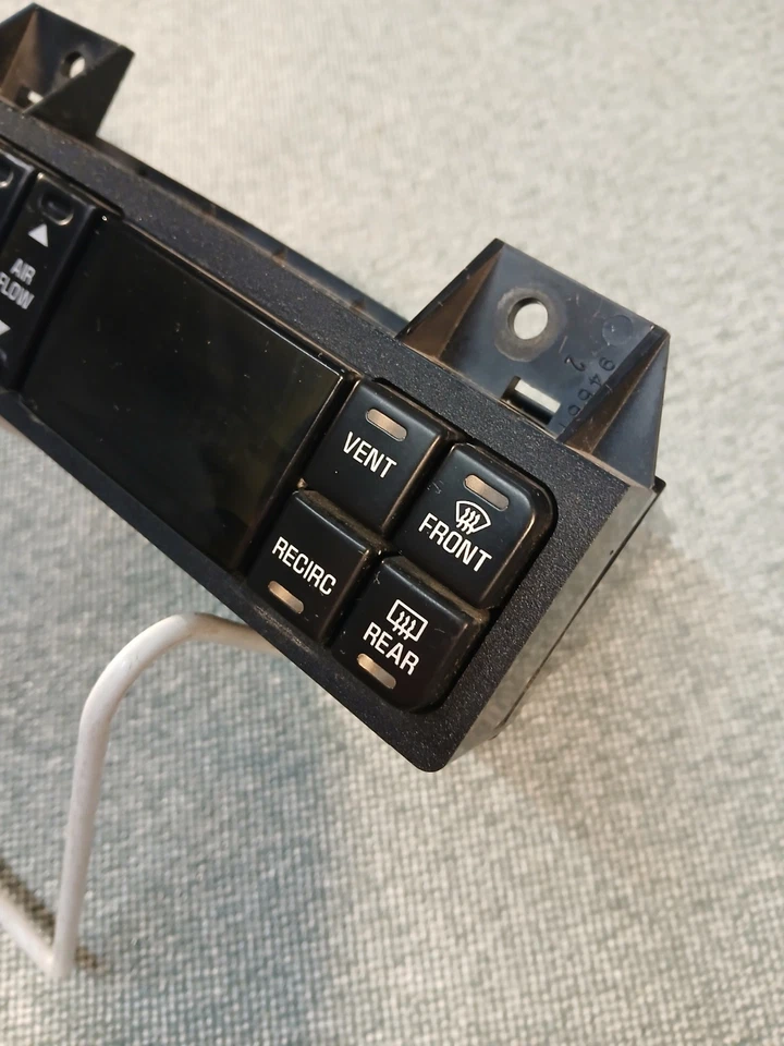 BUICK PARK AVE LESABRE RIVIERA HVAC UNIDADE DE CONTROLE CLIMÁTICO 16214484 95-99 BOM - Imagem 2 de 4