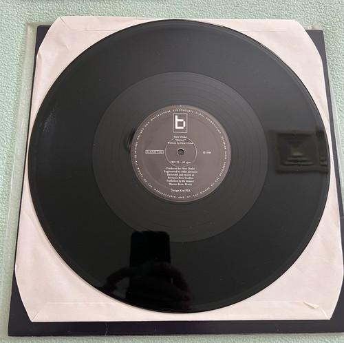 NEW ORDER - 2-12” Vinyl Thieves Like Us / Murder (companions) + Perth Live 82 LP - Bild 7 von 15