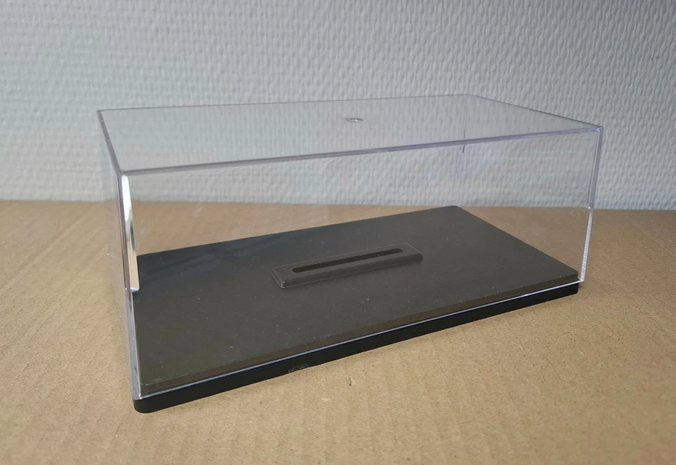 12 VETRINA 1/24 Alta 8 cm Lunga 21 cm + Base Nera NUOVA - Immagine 3 di 4