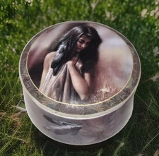 1997 Ardleigh Elliott White Feather Music Box Native Beauty Eternal Flame Vtg