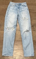 Womens size 2 Long American Eagle Mom Straight Jeans Distressed Light Wash