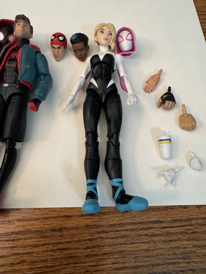 Marvel Legends SpiderMan Into the Spider-Verse Loose Lot Miles, Gwen, Peter Pig - Image 4 of 4