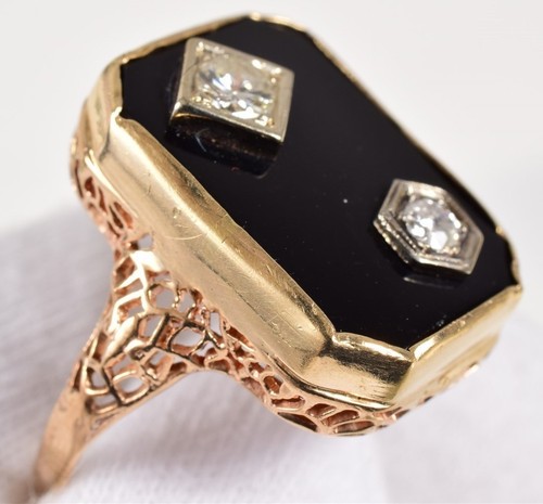 Man's 14K Gold Black Onyx & Diamond Ring with Filigree Sides Size 7-1/4 - Picture 8 of 10