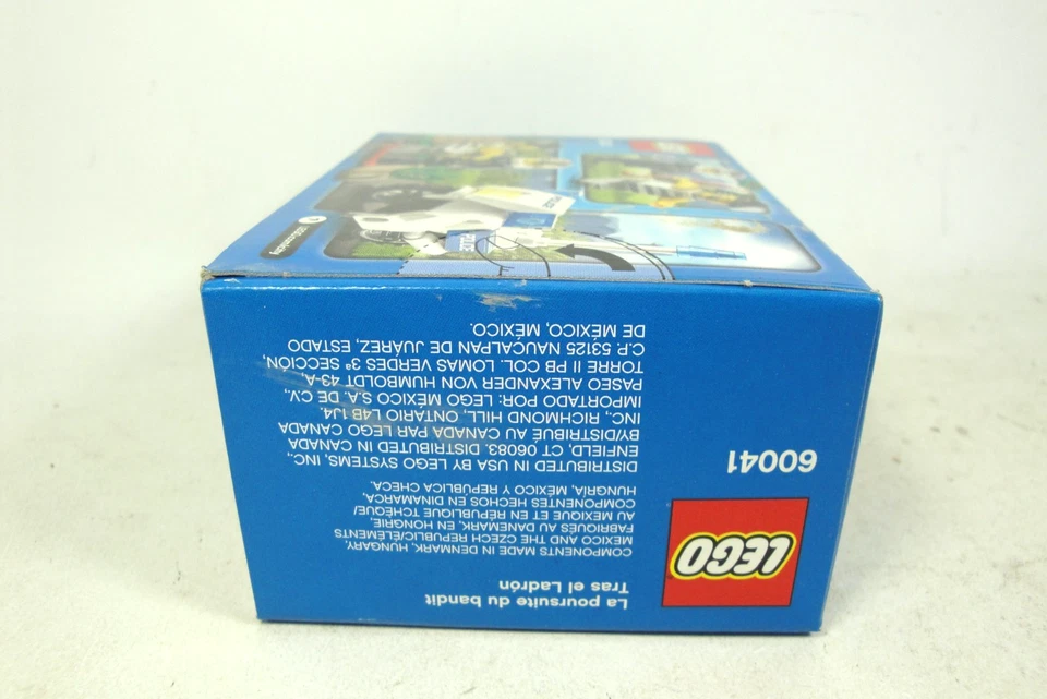 Nuevo sellado Lego City 60041 Police Crook Pursuit y 60000 Fire Motorcycle retirado Foto 4 de 4